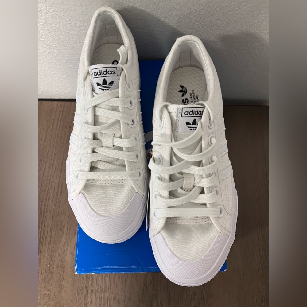 NWT Women’s Nizza Platform All White - Various Sizes Available - Picture 5 of 7